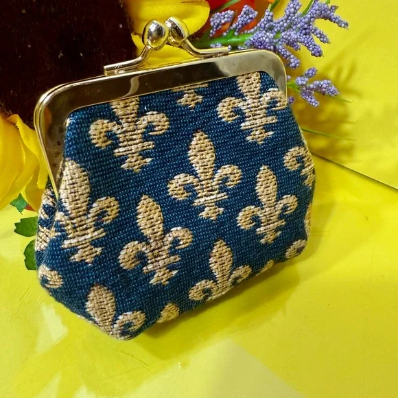 Elegant Blue and Gold Women's Clutch - Picture 1 of 4